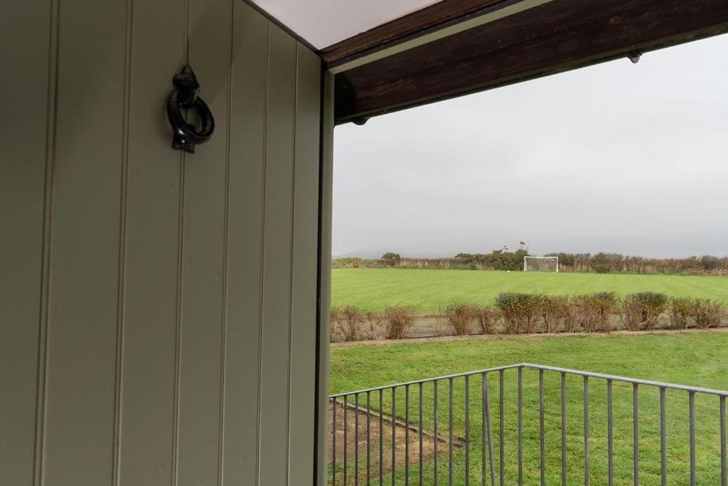 Porthcurno Barns, The Cart Lodge - Cosy Cottage, Walk To Porthcurno Beach, Pedn Vouder & Minack Theatre 彭赞斯 外观 照片