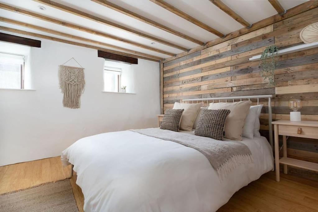 Porthcurno Barns, The Cart Lodge - Cosy Cottage, Walk To Porthcurno Beach, Pedn Vouder & Minack Theatre 彭赞斯 外观 照片